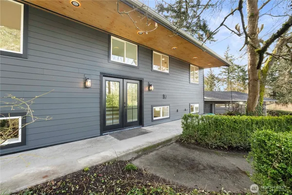 $949,950 | 13022 15th Avenue Southwest, Burien, WA 98146