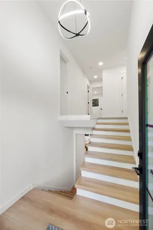 $949,950 | 13022 15th Avenue Southwest, Burien, WA 98146