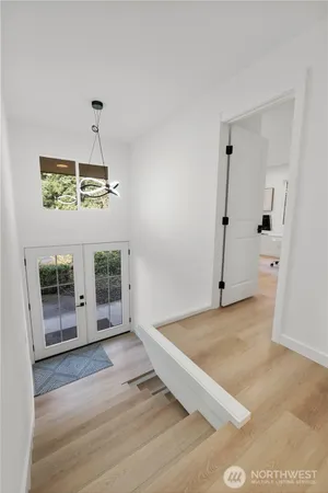 $949,950 | 13022 15th Avenue Southwest, Burien, WA 98146