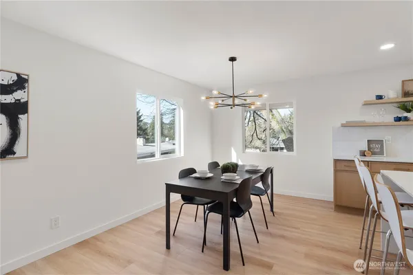 $949,950 | 13022 15th Avenue Southwest, Burien, WA 98146