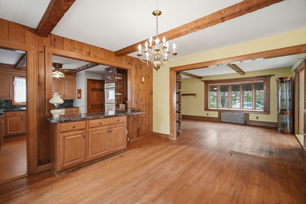 20 Athol Street Springfield, MA 01107 - Photo 14 of 40