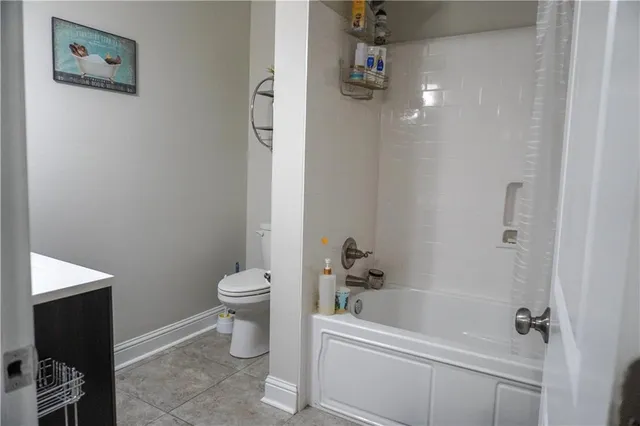 $1,900 | 615 Brown Avenue, Harvey, LA 70058