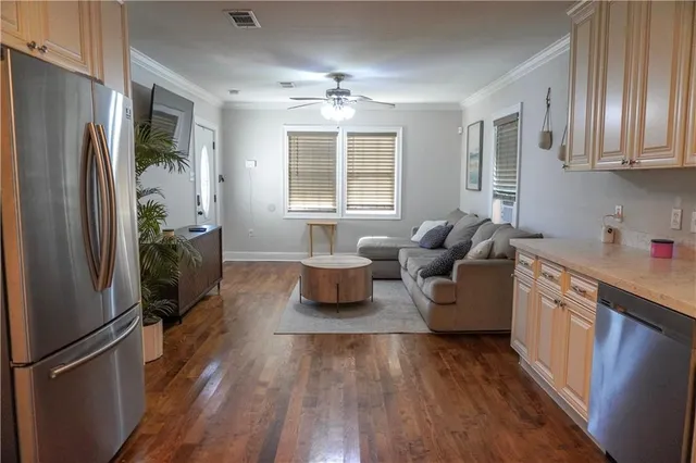 $1,900 | 615 Brown Avenue, Harvey, LA 70058