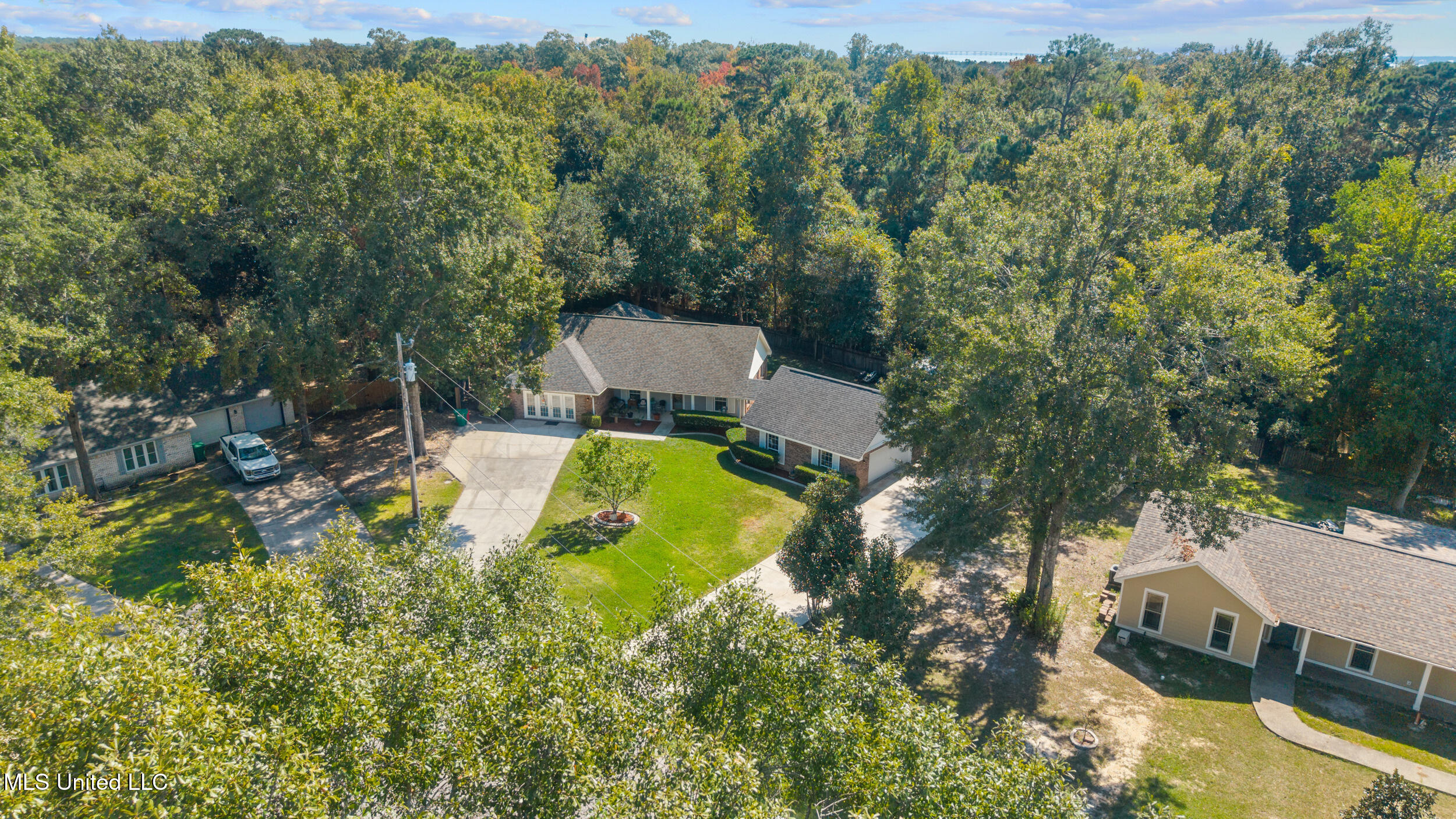 6822 Awini Street Diamondhead, MS 39525 - Photo 47 of 50 44_dji_20251017121529_0281_d