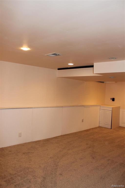 46409 Aarons Way Canton, MI 48188 - Photo 47 of 53
