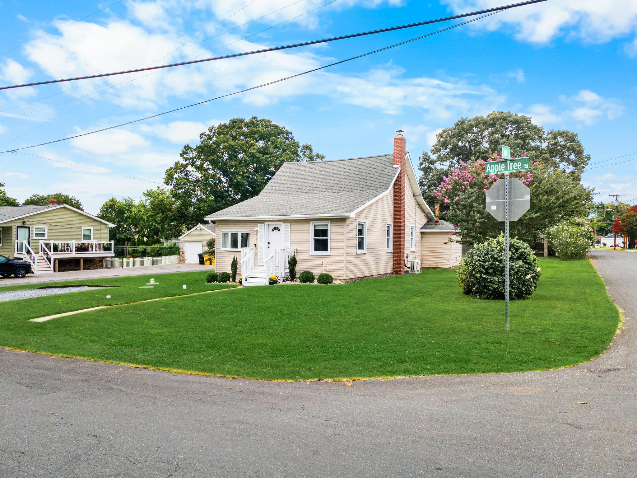7800 Appletree Road Pasadena, MD 21122 - Photo 3 of 33 Gallery Image 3