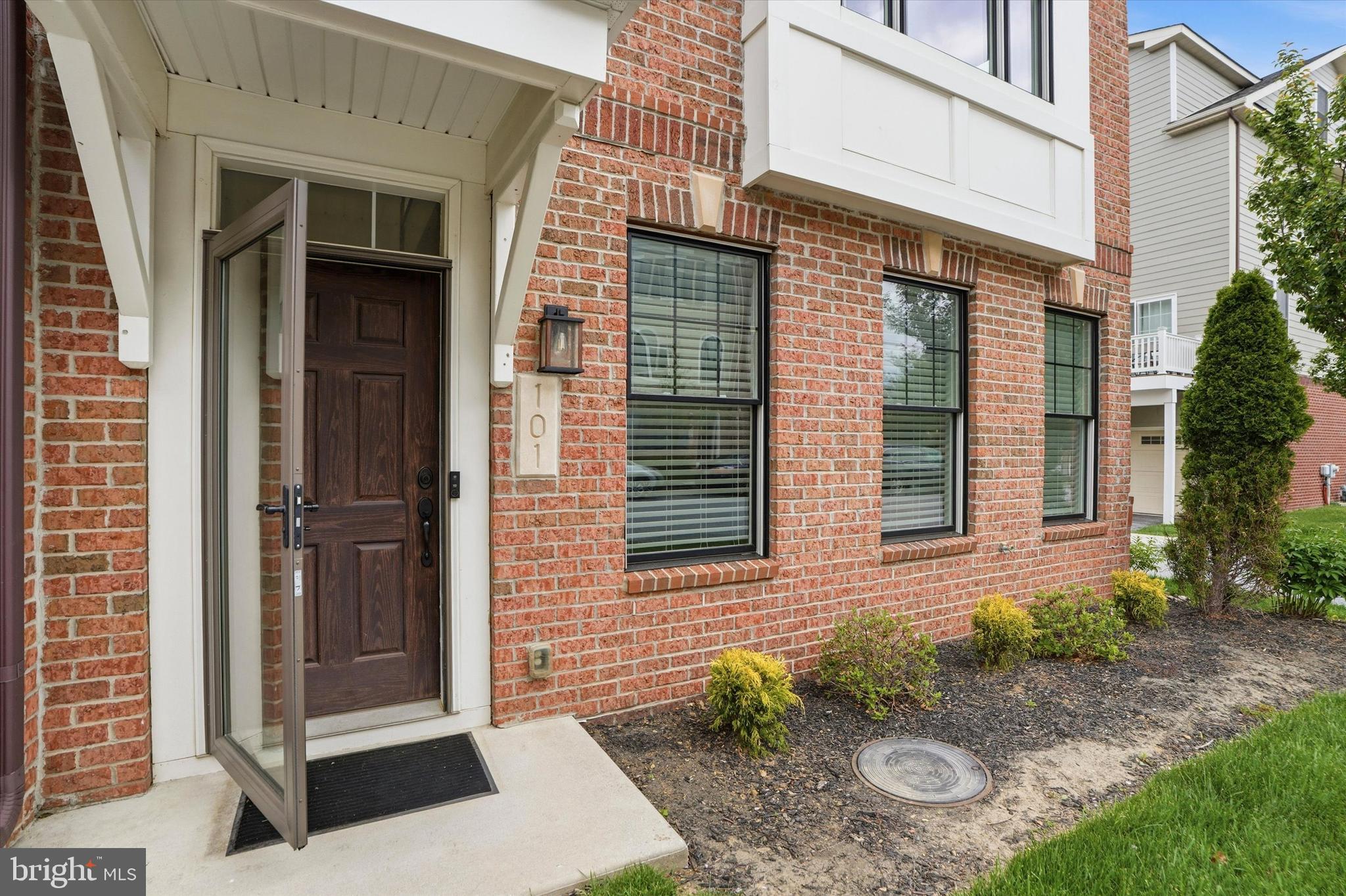 101 Agnes Grace Lane Wayne, PA 19087 - Photo 5 of 26 Welcoming entrance