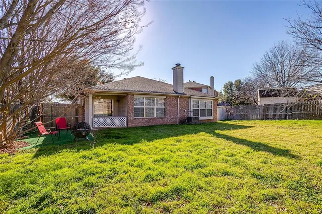 $320,000 | 1208 Rocky Top Circle, Saginaw, TX 76131