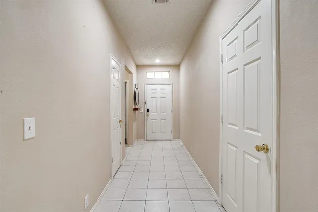 $320,000 | 1208 Rocky Top Circle, Saginaw, TX 76131