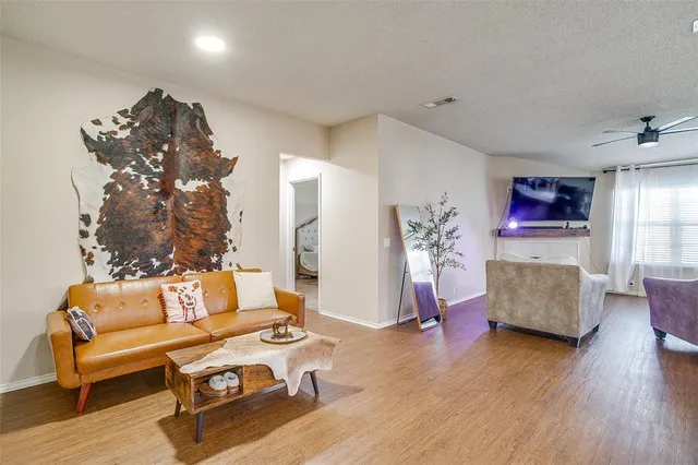 $320,000 | 1208 Rocky Top Circle, Saginaw, TX 76131