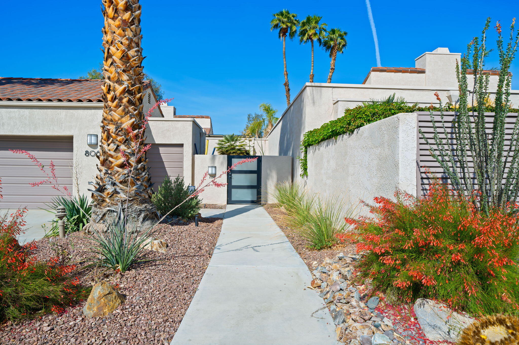 806 Inverness Drive Rancho Mirage, CA 92270 - Photo 8 of 36 12-web-or-mls-JBInverness_2023_012
