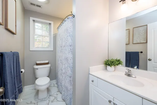 $429,900 | 109 Foutz Drive, Moyock, NC 27958