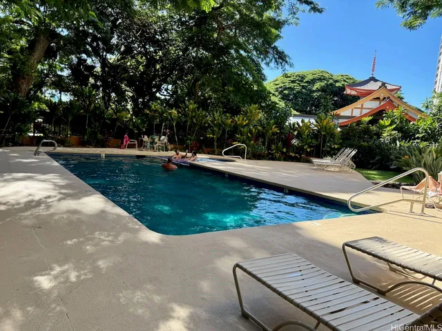 $2,300 | 55 South Judd Street, Unit 2202, Honolulu, HI 96817