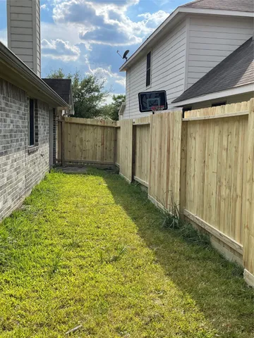 $1,850 | 14223 Bishop Bend Lane, Houston, TX 77047