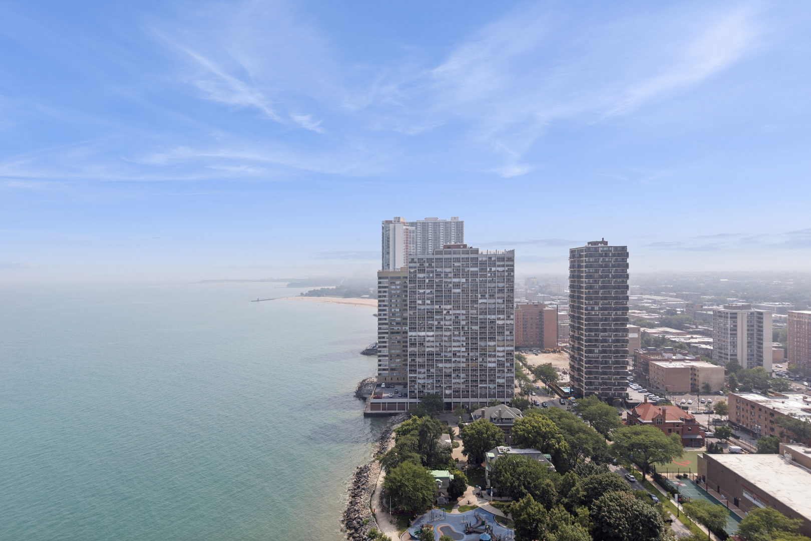 6301 North Sheridan Road, Unit 11L Chicago, IL 60660 - Photo 23 of 25 Gallery Image 23