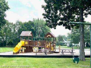 22512 Sheridan Road Novi, MI 48375 - Photo 34 of 37 Community playground