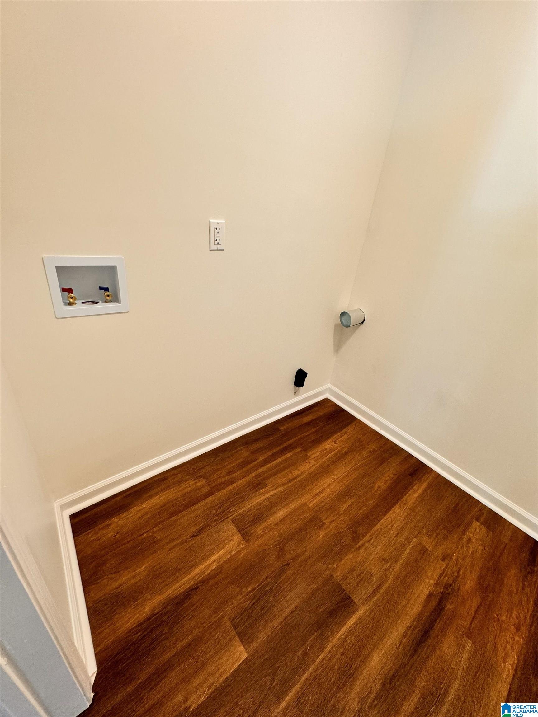 718 Lucas Street Morris, AL 35116 - Photo 6 of 9