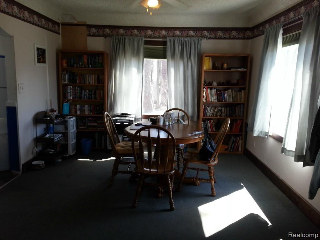 19409 Inkster Road Romulus, MI 48174 - Photo 19 of 27 DINING.jpg