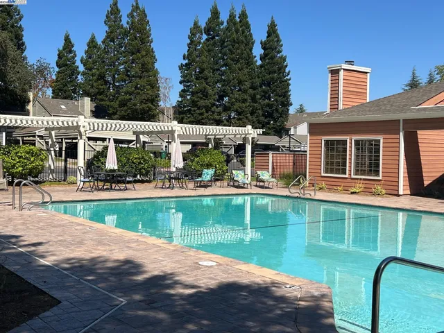 $453,000 | 242 Eastridge Drive, San Ramon, CA 94582