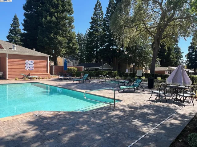 $453,000 | 242 Eastridge Drive, San Ramon, CA 94582