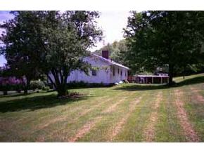 436 Pomfret Road Hartford, VT 05084 - Photo 2 of 4 Gallery Image 2
