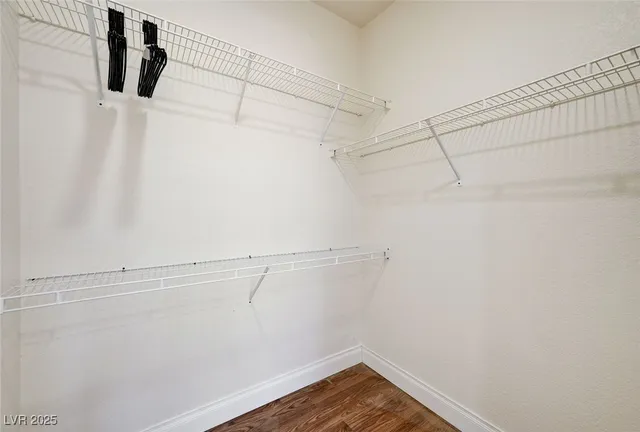 $1,900 | 251 South Green Valley Parkway, Unit 721, Henderson, NV 89012