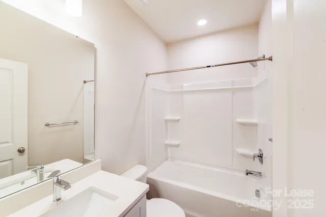 $1,850 | 645 Brookwood Street, Unit B, Mooresville, NC 28115