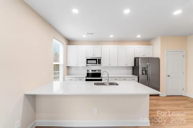 $1,850 | 645 Brookwood Street, Unit B, Mooresville, NC 28115