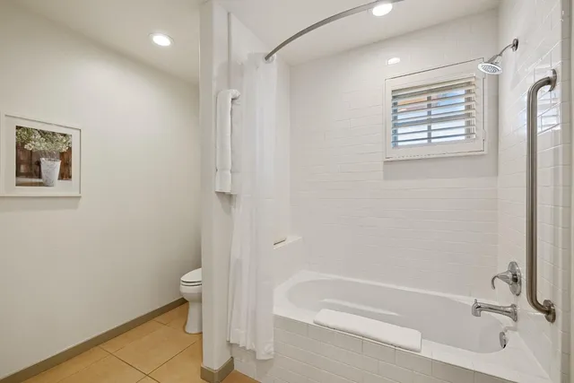 $2,595 | 1297 Woodhaven Lane, Lodi, CA 95242