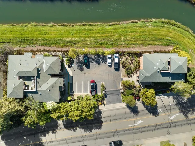 $2,595 | 1297 Woodhaven Lane, Lodi, CA 95242