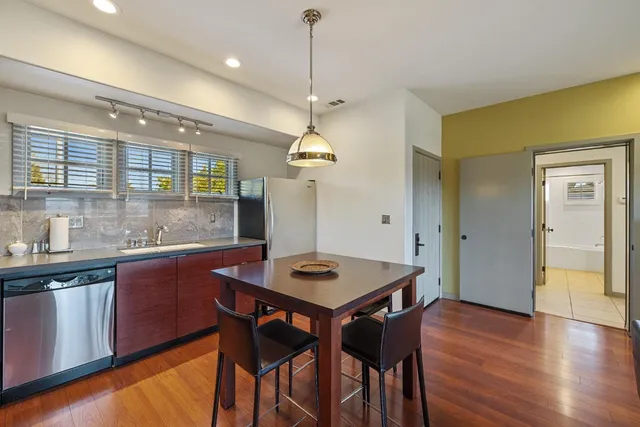 $2,595 | 1297 Woodhaven Lane, Lodi, CA 95242