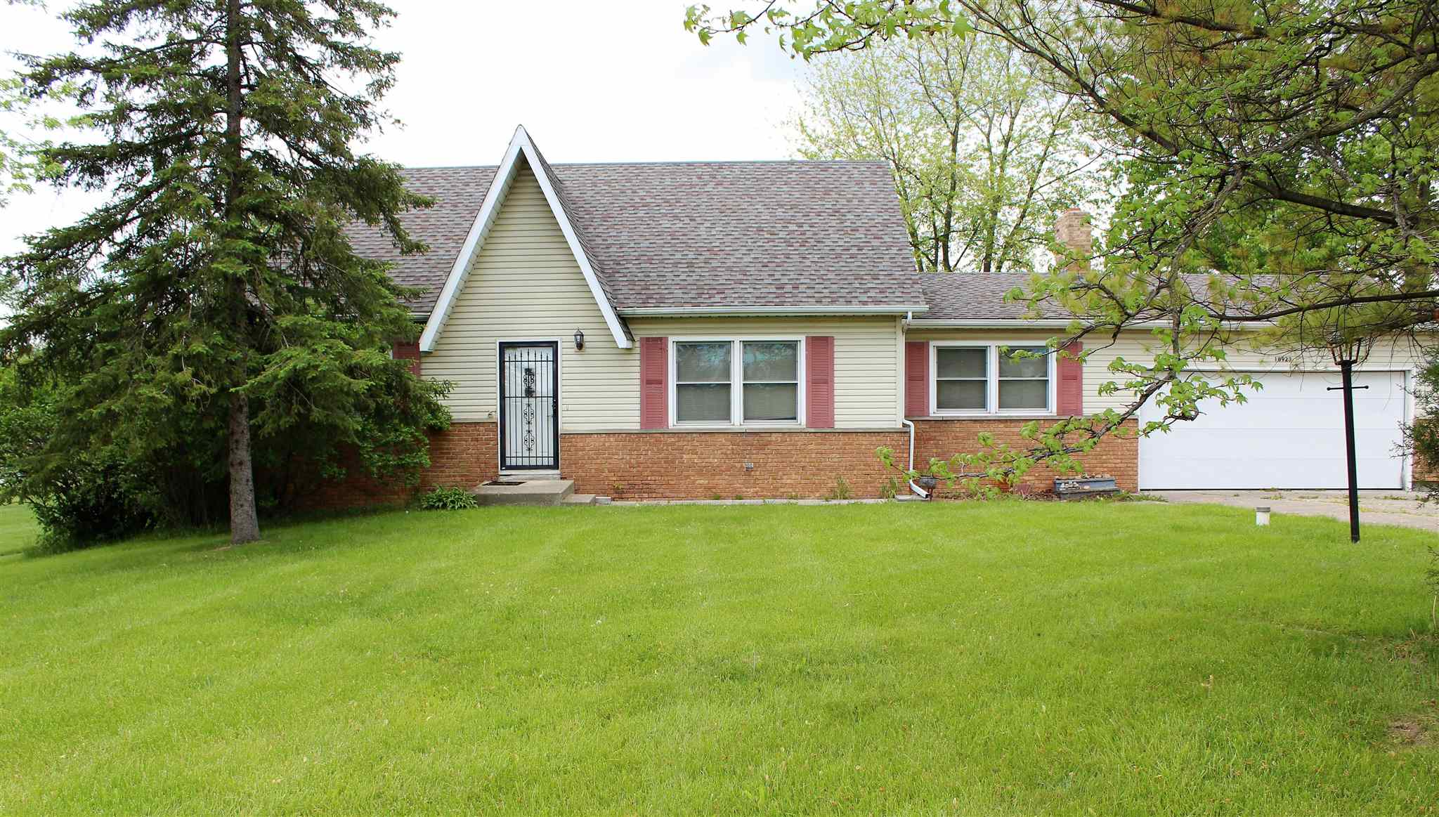 10923 Coldwater Road Fort Wayne, IN 46845 - Photo 1 of 23 Gallery Image 1