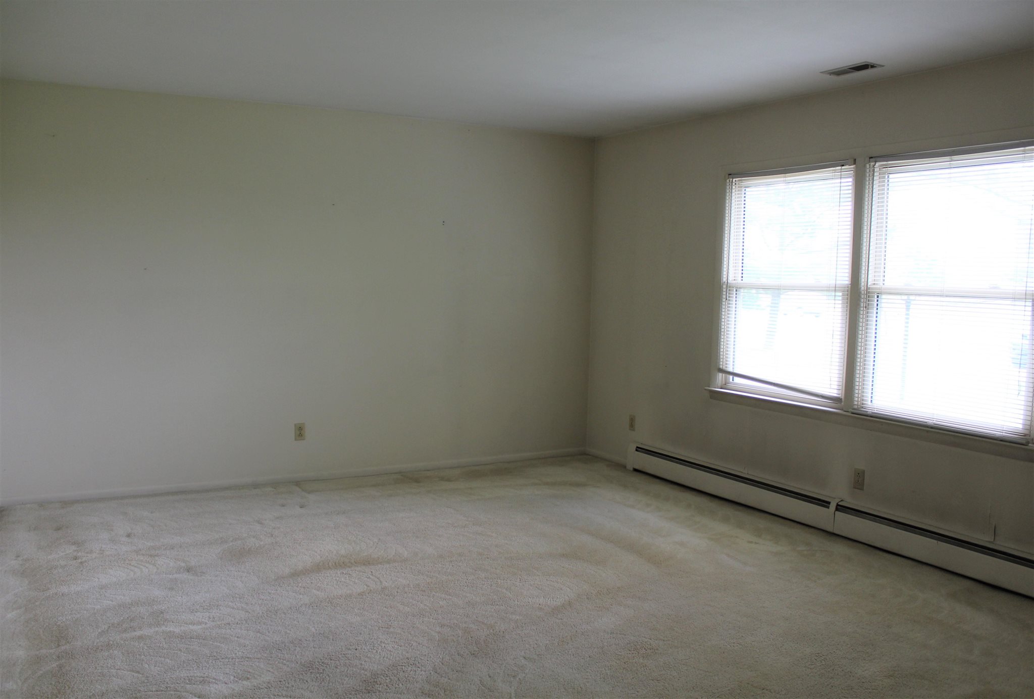 10923 Coldwater Road Fort Wayne, IN 46845 - Photo 4 of 23 Gallery Image 4