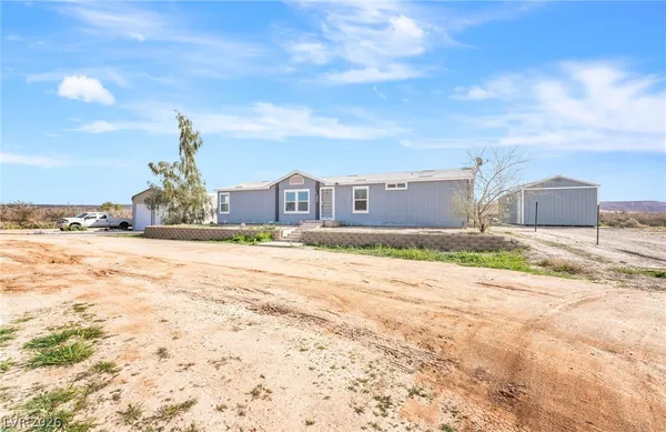 $460,000 | 380 South Spur Street, Overton, NV 89040