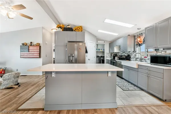 $460,000 | 380 South Spur Street, Overton, NV 89040