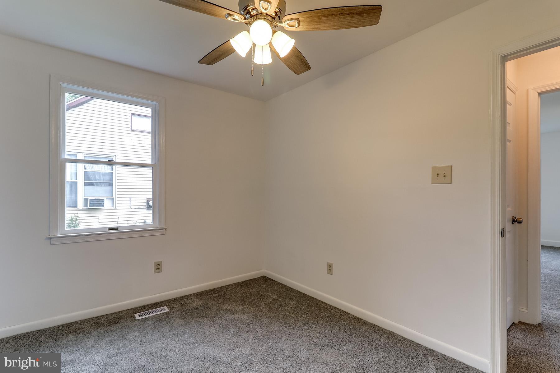 812 Silver Avenue Baltimore, MD 21221 - Photo 16 of 44 Bedroom 1 Main Level