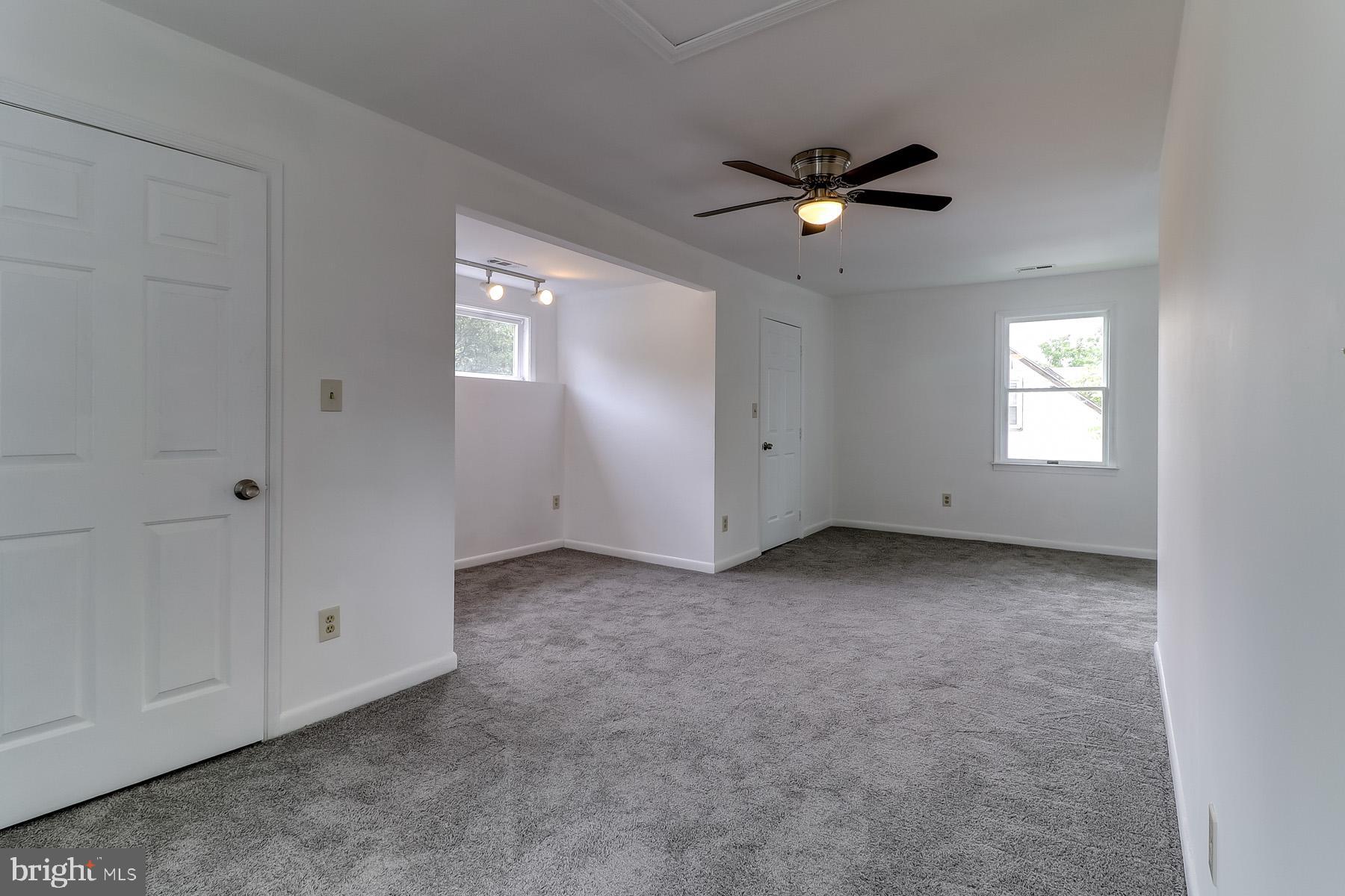 812 Silver Avenue Baltimore, MD 21221 - Photo 28 of 44 Bedroom 3 Upper Level