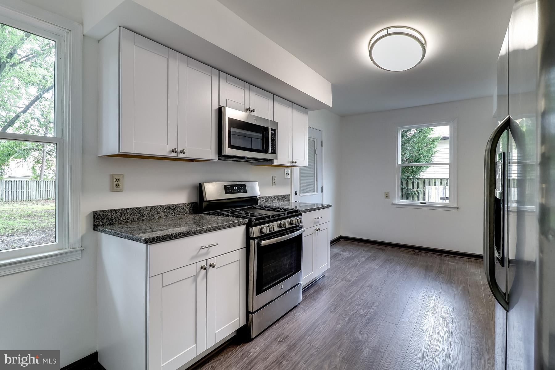 812 Silver Avenue Baltimore, MD 21221 - Photo 5 of 44 New flooring