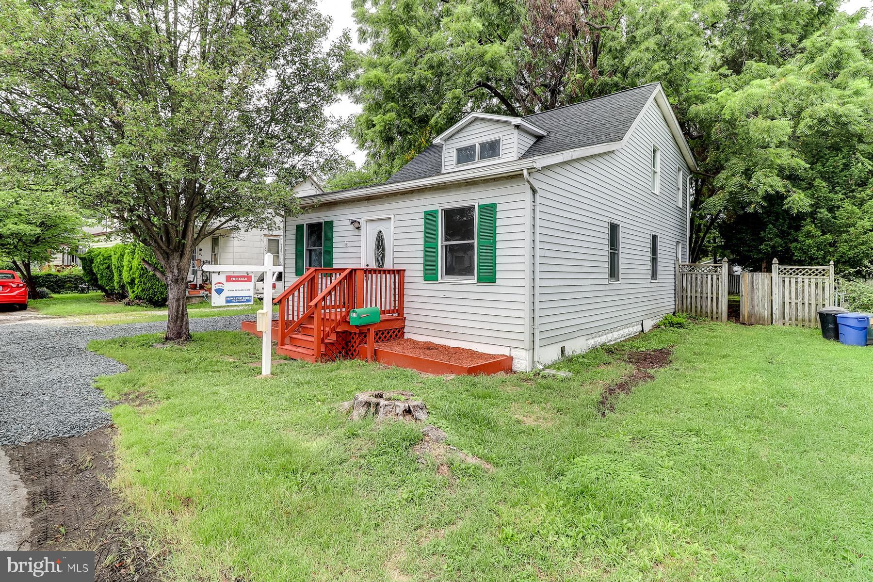 812 Silver Avenue Baltimore, MD 21221 - Photo 43 of 44 Front