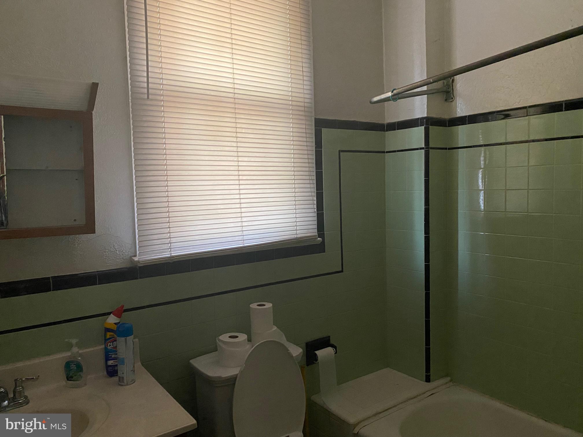 227 S Street Northwest Washington, DC 20001 - Photo 18 of 38