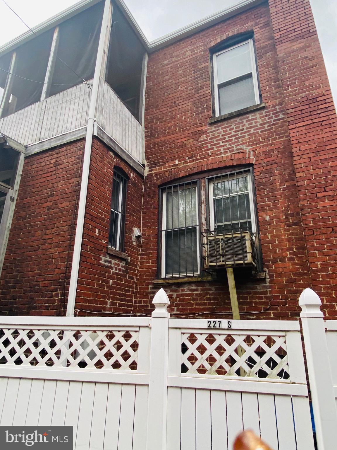 227 S Street Northwest Washington, DC 20001 - Photo 30 of 38