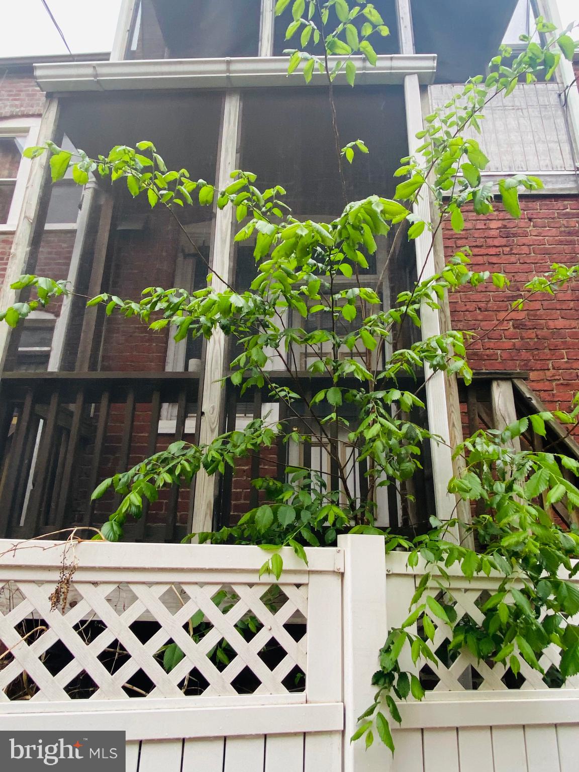 227 S Street Northwest Washington, DC 20001 - Photo 33 of 38
