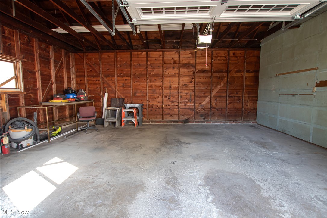 933 West Schaaf Road Cleveland, OH 44109 - Photo 41 of 45 Gallery Image 41
