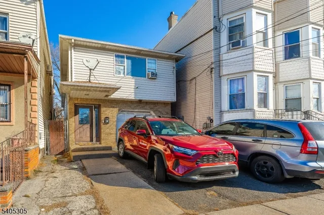 $399,999 | 553 Fulton Street, Elizabeth Port, NJ 07206