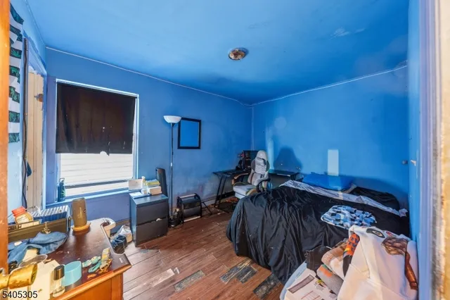 $399,999 | 553 Fulton Street, Elizabeth Port, NJ 07206