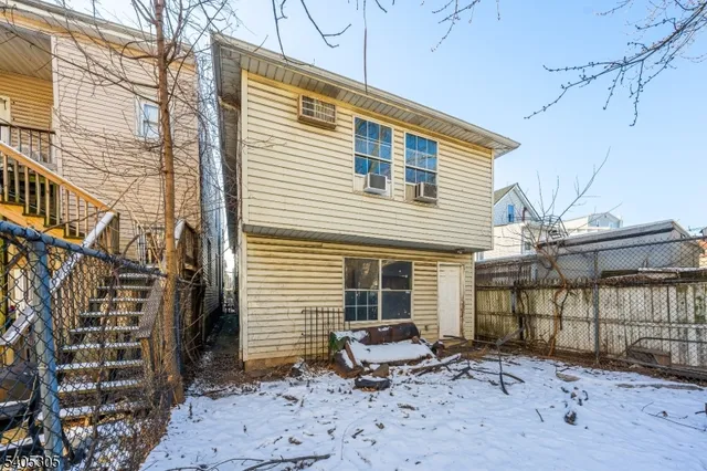 $399,999 | 553 Fulton Street, Elizabeth Port, NJ 07206