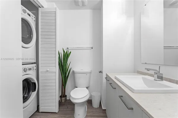 $4,500 | 1010 Brickell Avenue, Unit 4608, Miami, FL 33131