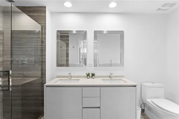 $4,500 | 1010 Brickell Avenue, Unit 4608, Miami, FL 33131