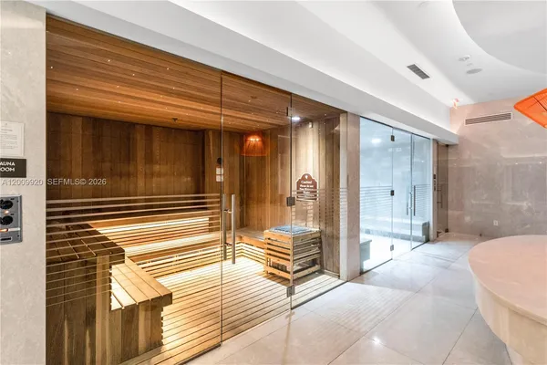 $4,500 | 1010 Brickell Avenue, Unit 4608, Miami, FL 33131