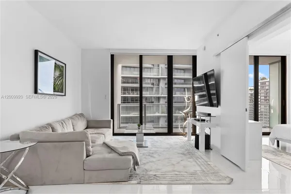 $4,500 | 1010 Brickell Avenue, Unit 4608, Miami, FL 33131